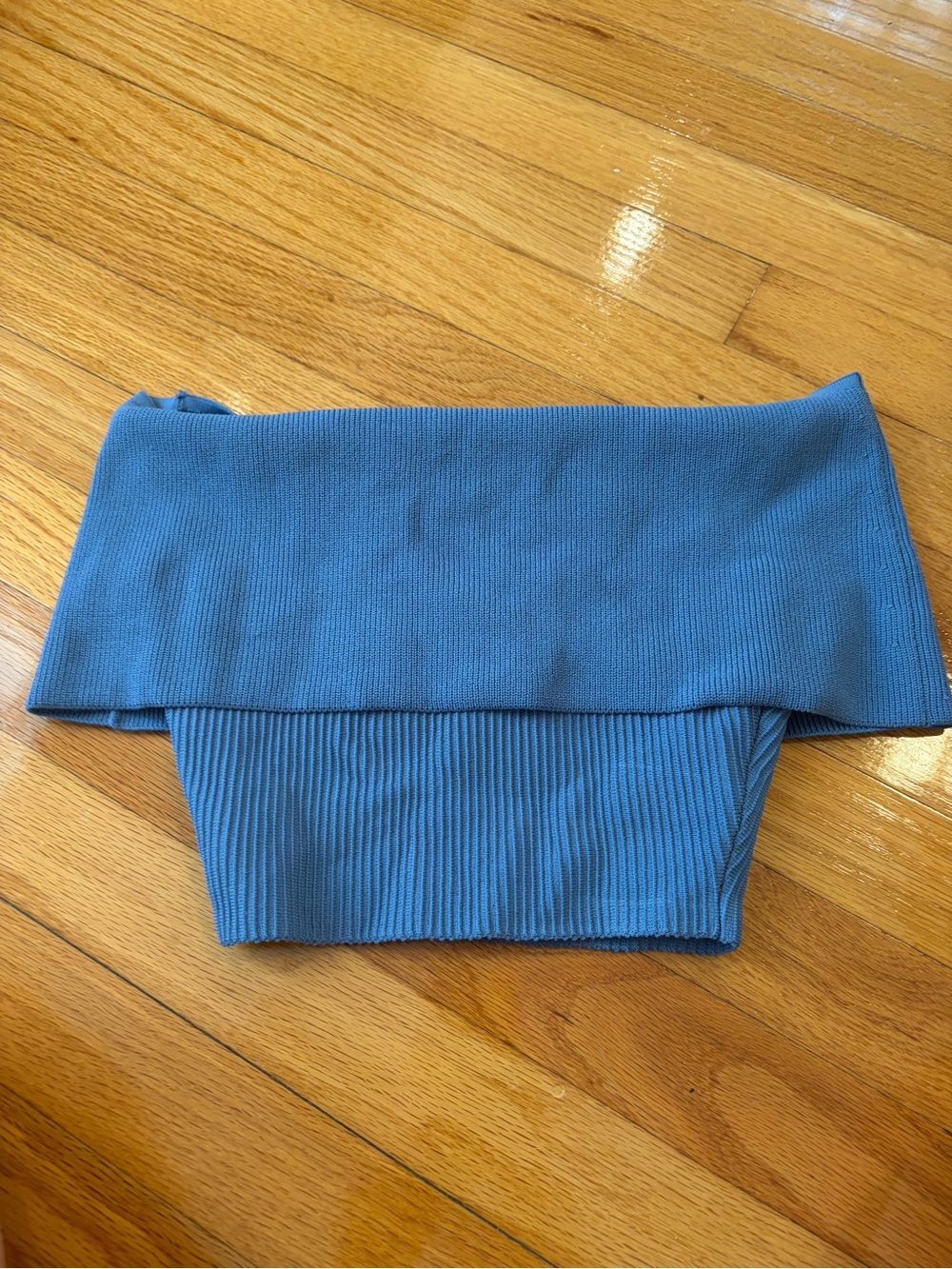 Babaton Blue Ribbed Foldover Crop Top